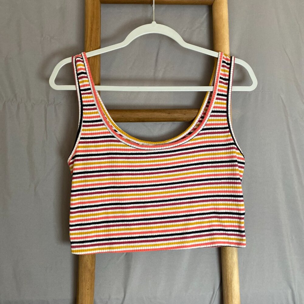 Express One Eleven Cropped Striped Tank Top. Size:Medium